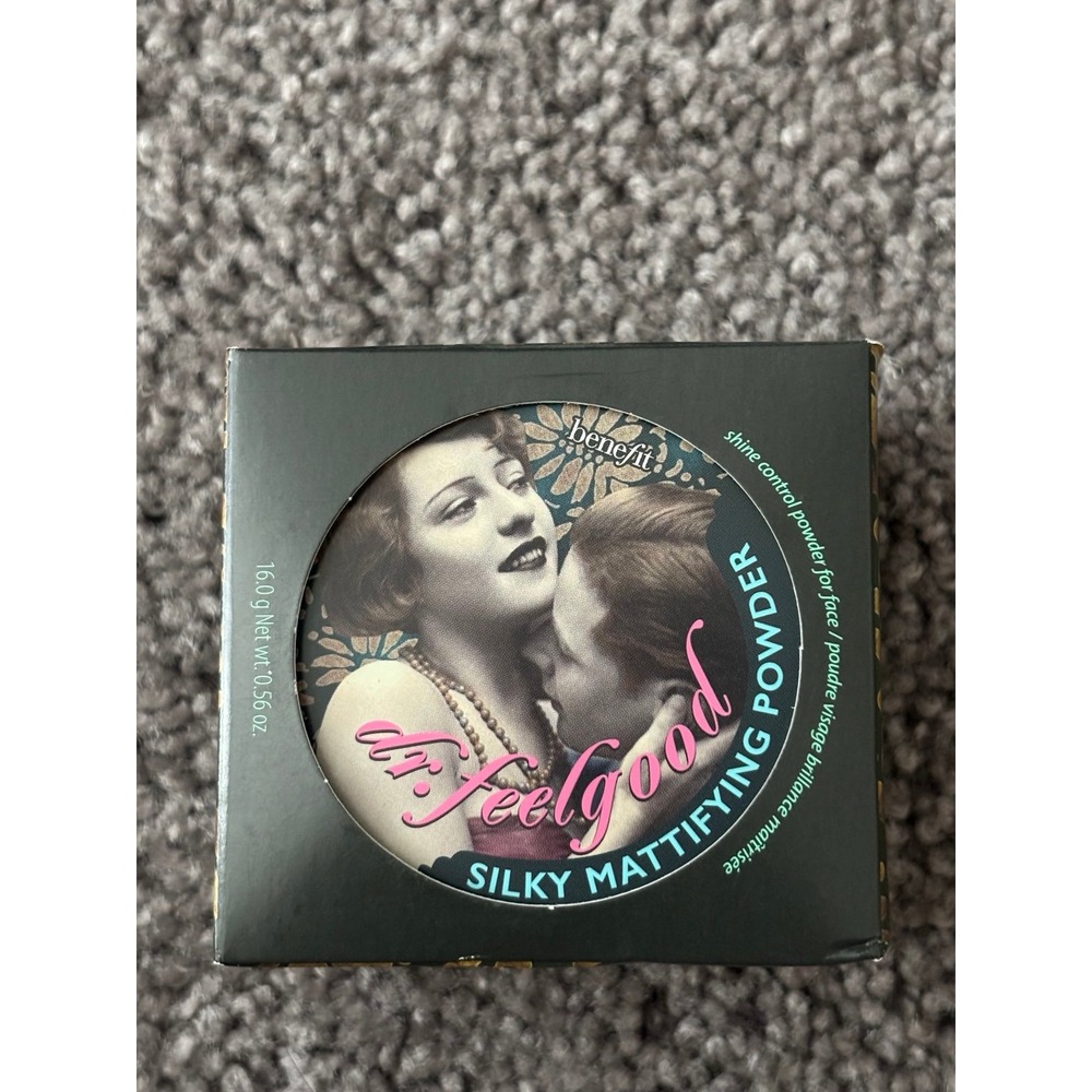 Benefit Cosmetics Dr Feelgood Silky Mattifying Powder Shine Control 0.56oz NEW